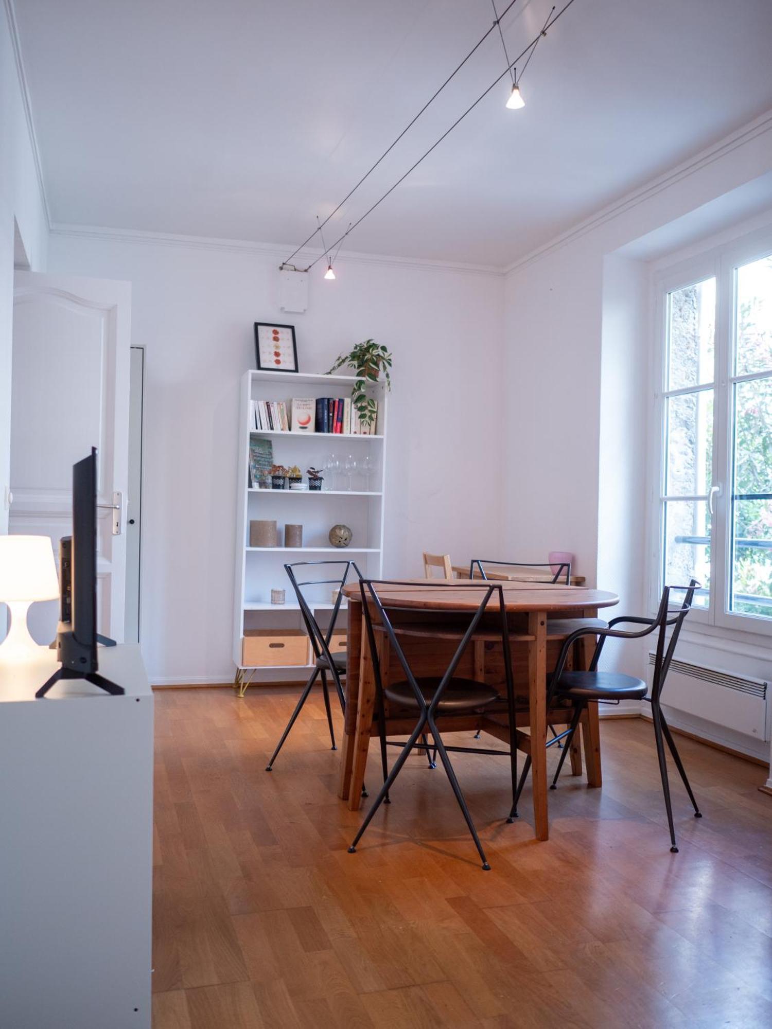 A 5 Mins Tour Effeil Appartement Parijs